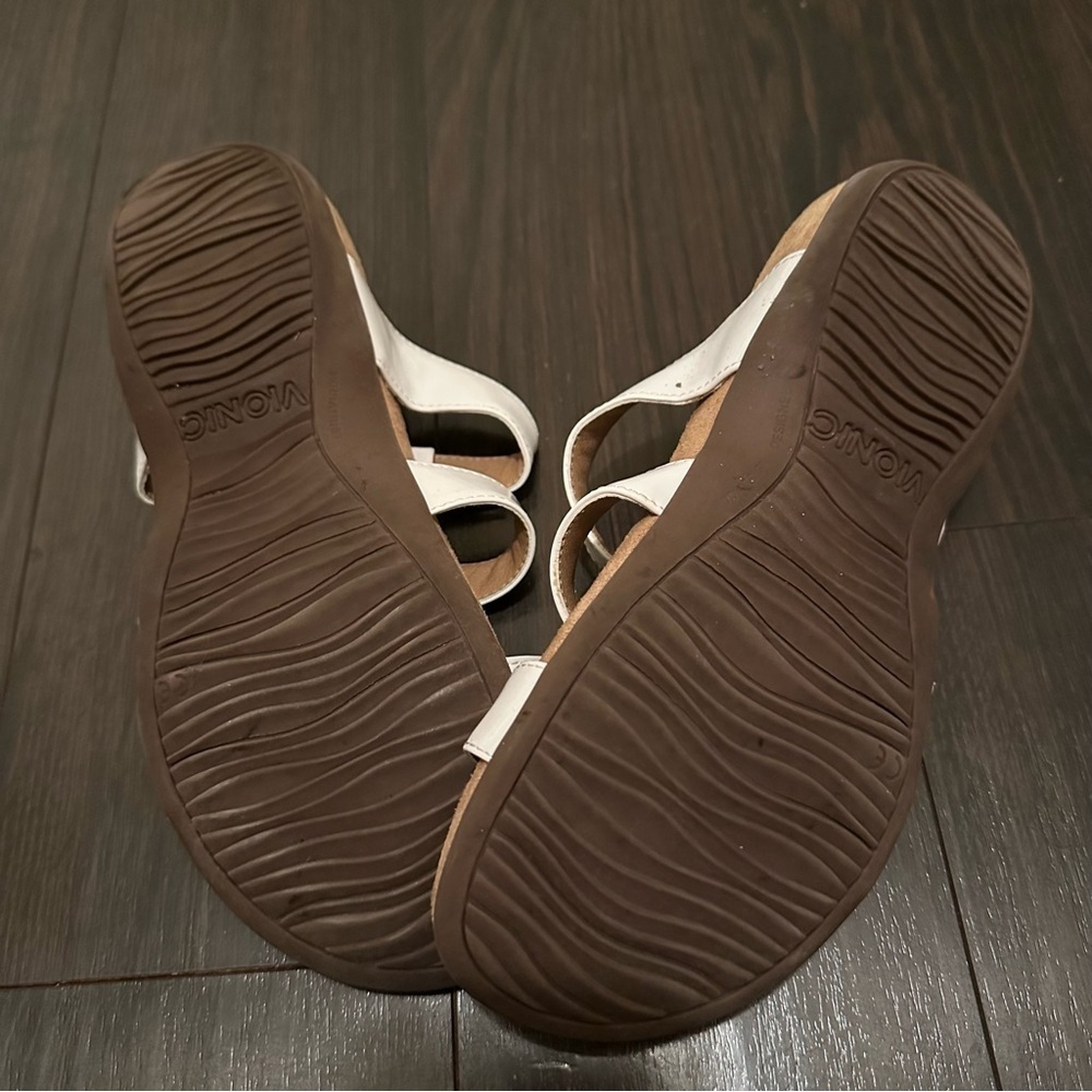 Vionic Misa white strappy leather sandals size 6 - Picture 3 of 6